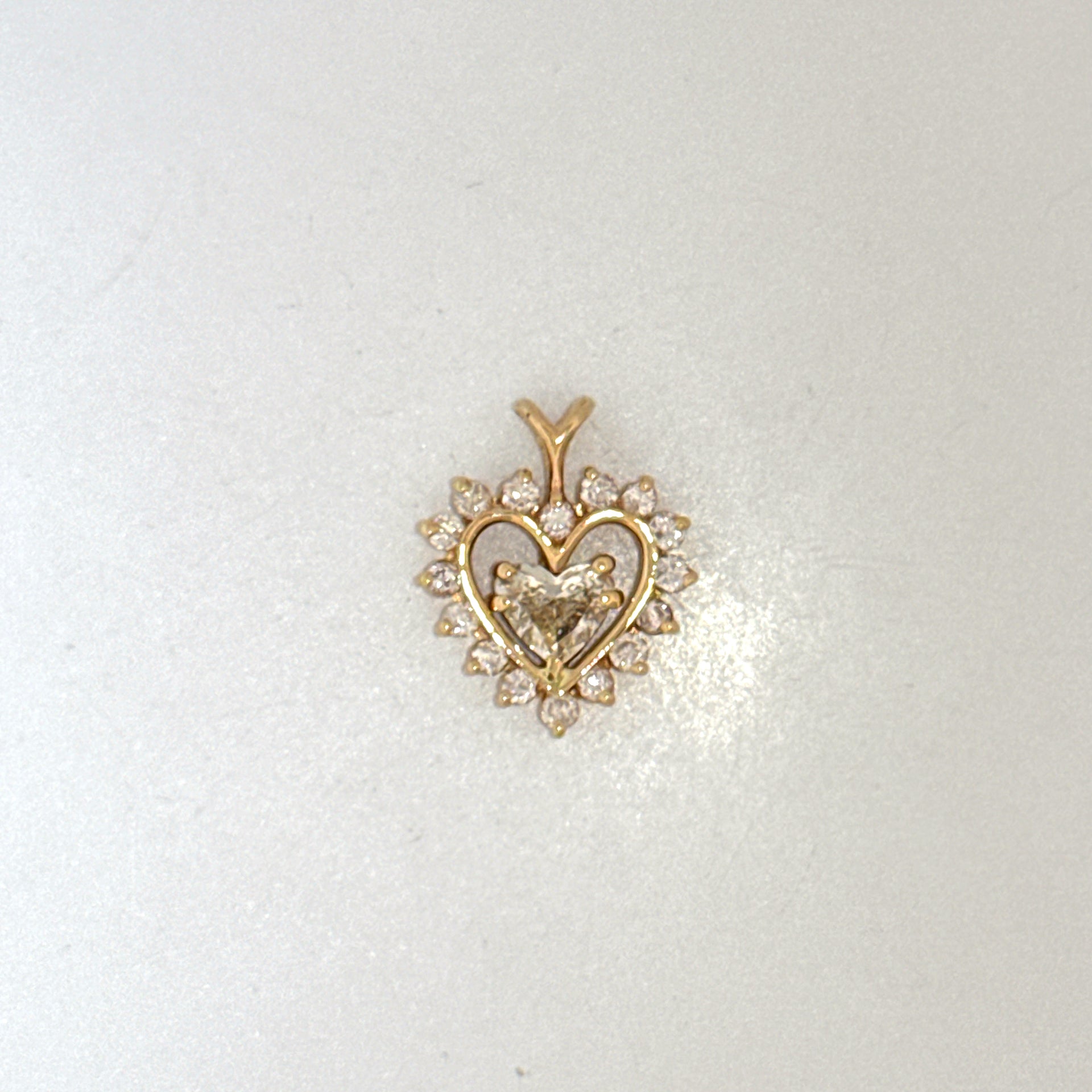 1cttw. Natural Heart Shaped Diamond Pendant in 14K Yellow Gold