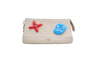 Louis Vuitton Climbing Standing Bag Chalk Monogram Taurillon