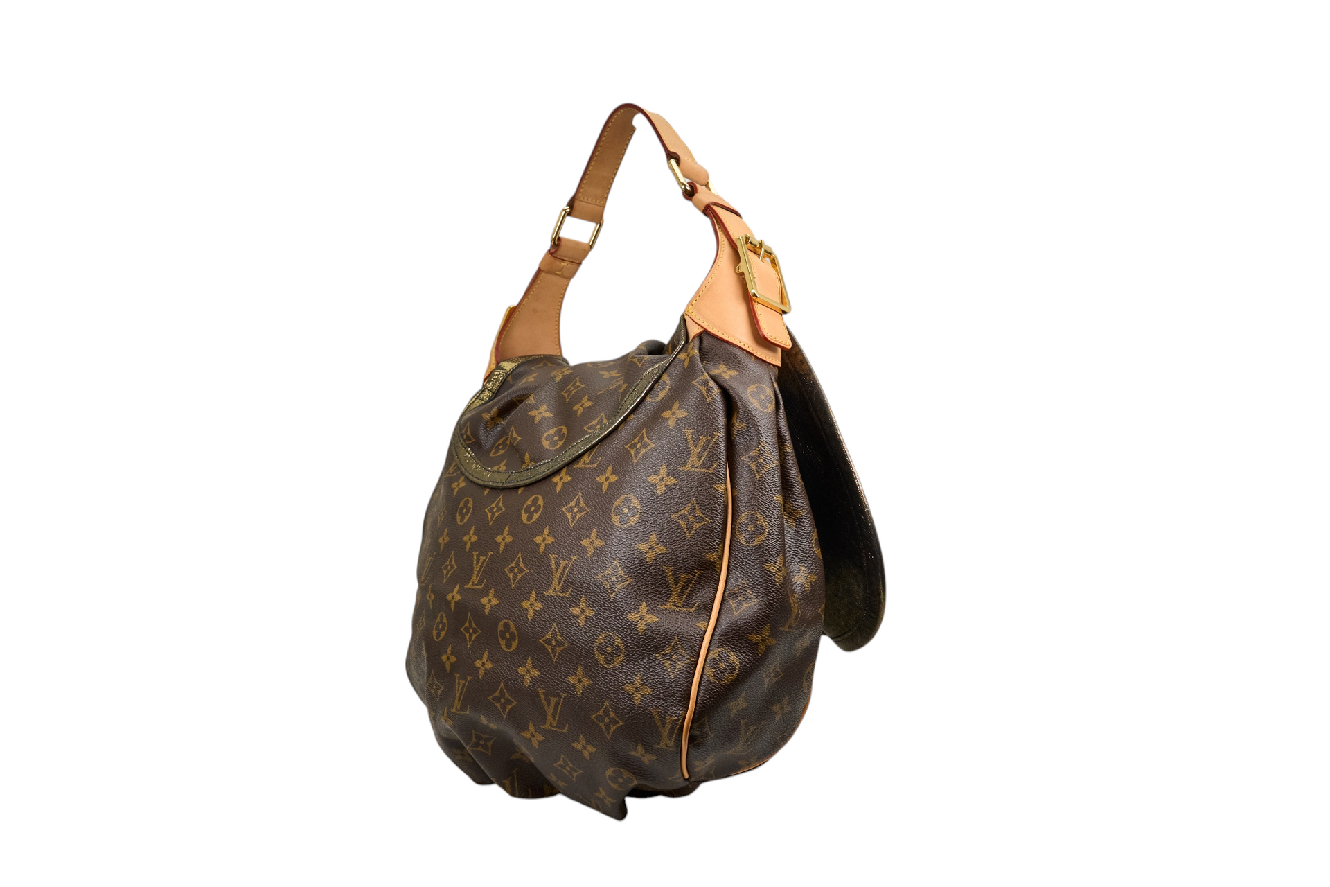 Louis Vuitton Kalahari GM Monogram