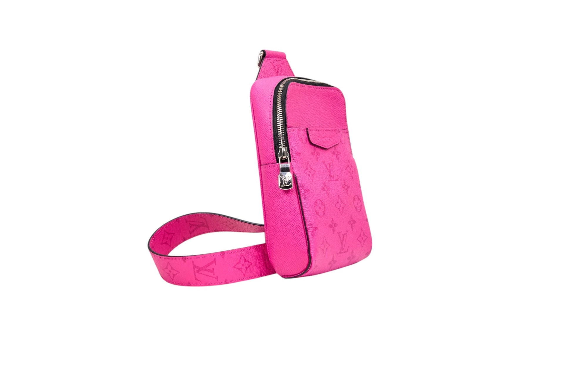 Louis Vuitton Slingbag Monogram Taigarama Outdoor Fuchsia