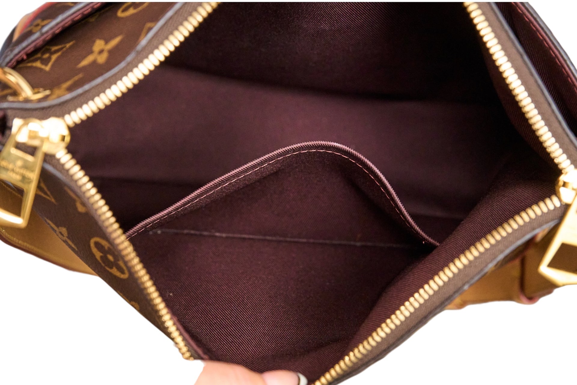 Louis Vuitton Odeon MM Monogram Natural