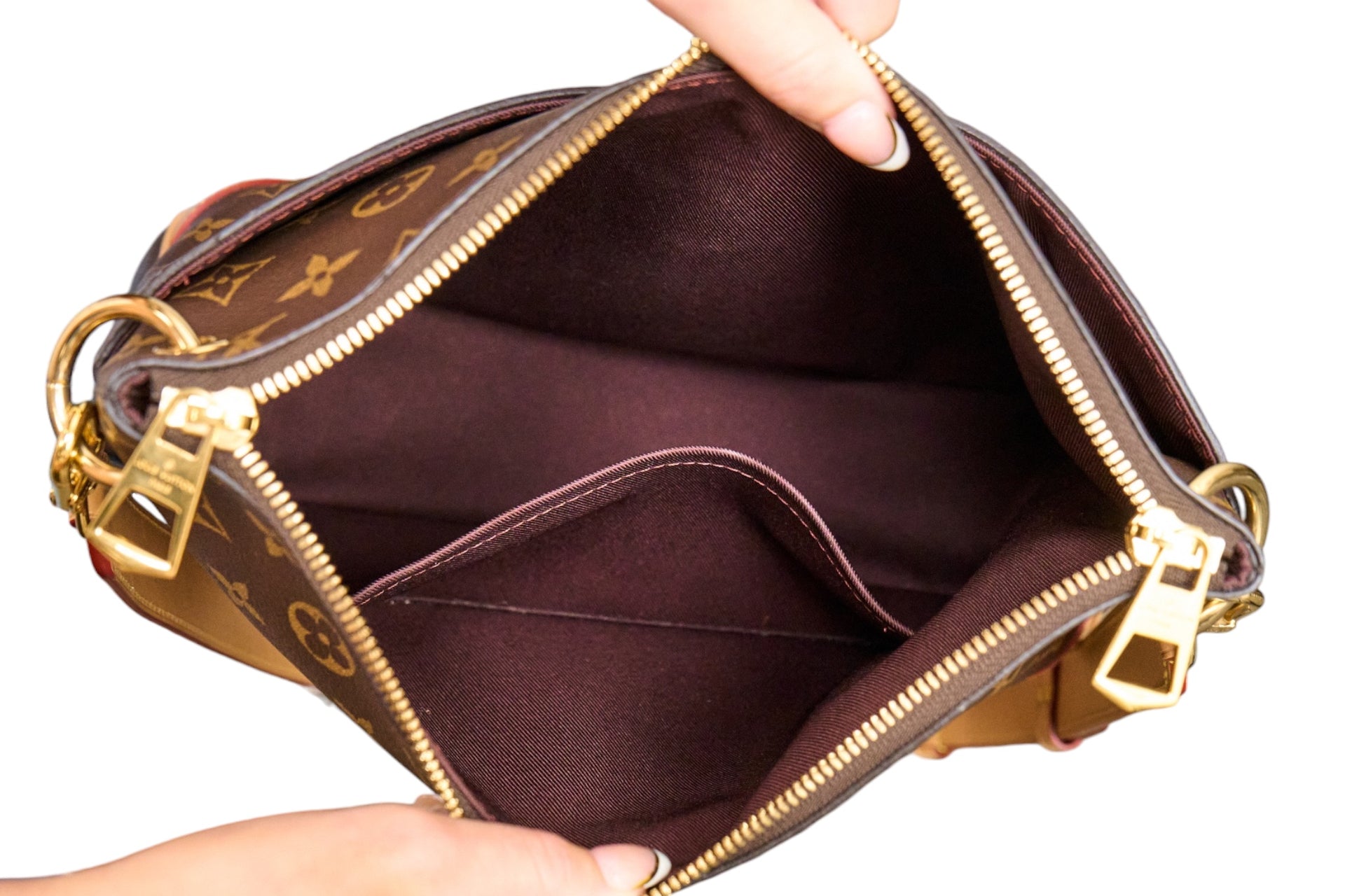 Louis Vuitton Odeon MM Monogram Natural