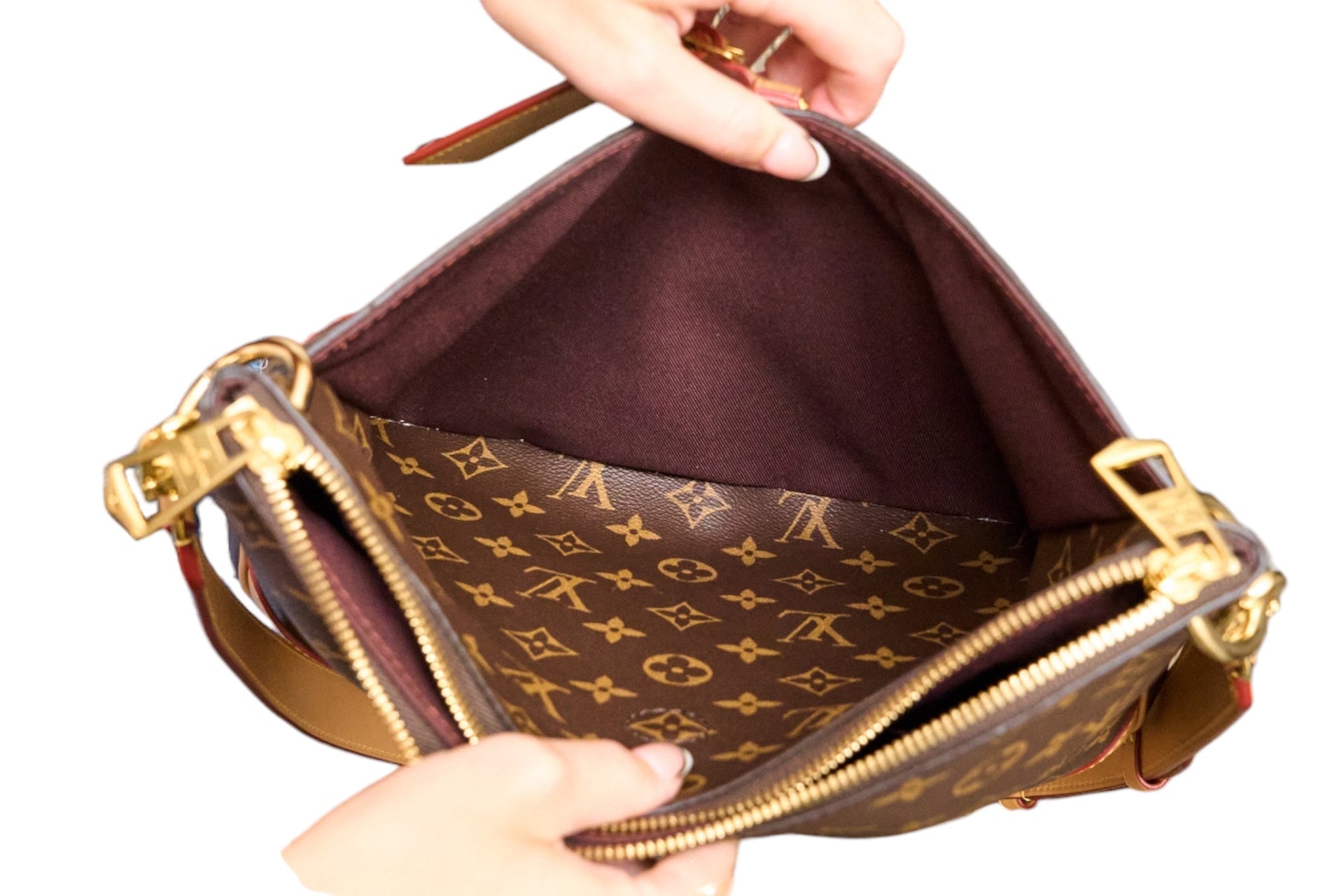 Louis Vuitton Odeon MM Monogram Natural