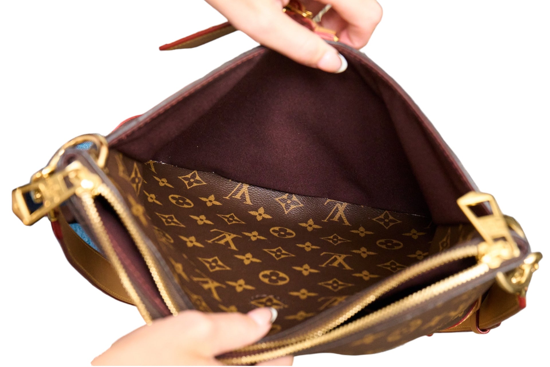 Louis Vuitton Odeon MM Monogram Natural
