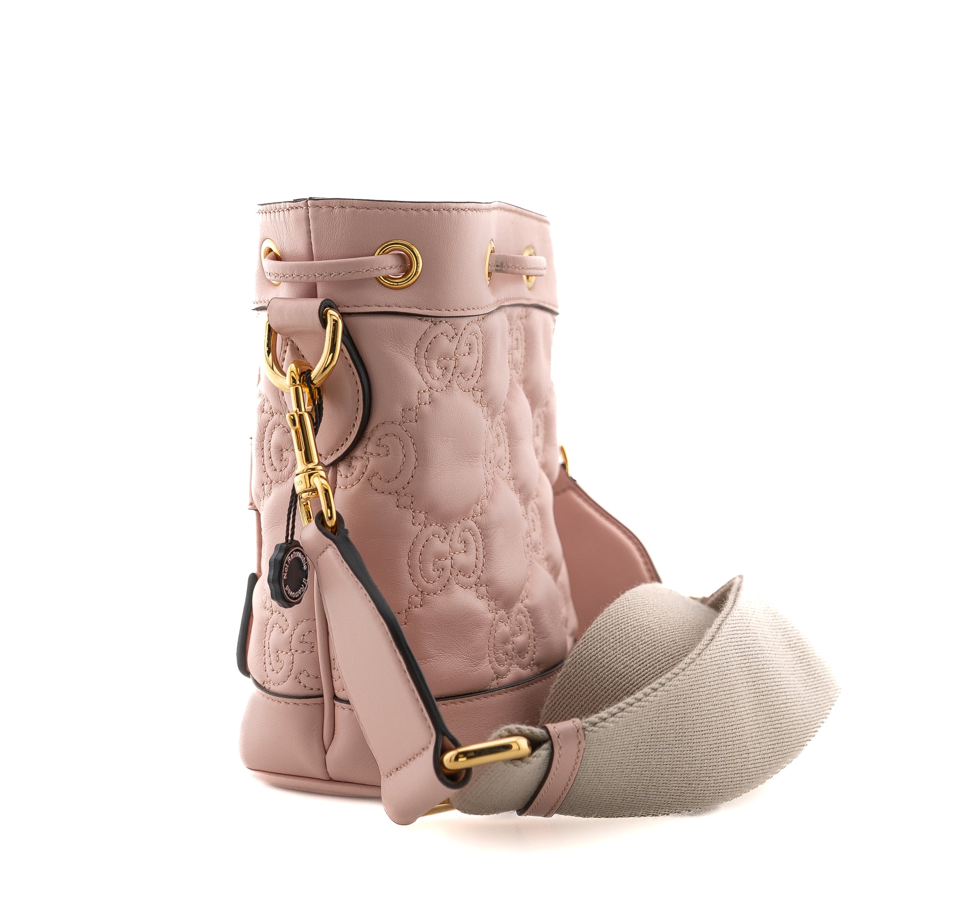 Gucci GG Matelasse Bucket Bag Pink