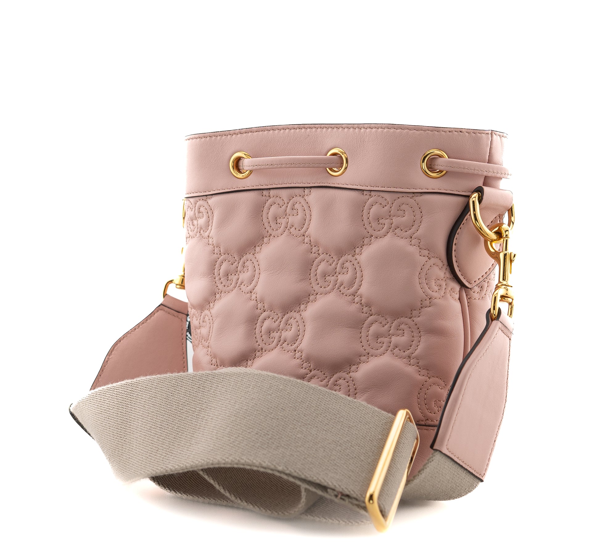 Gucci GG Matelasse Bucket Bag Pink
