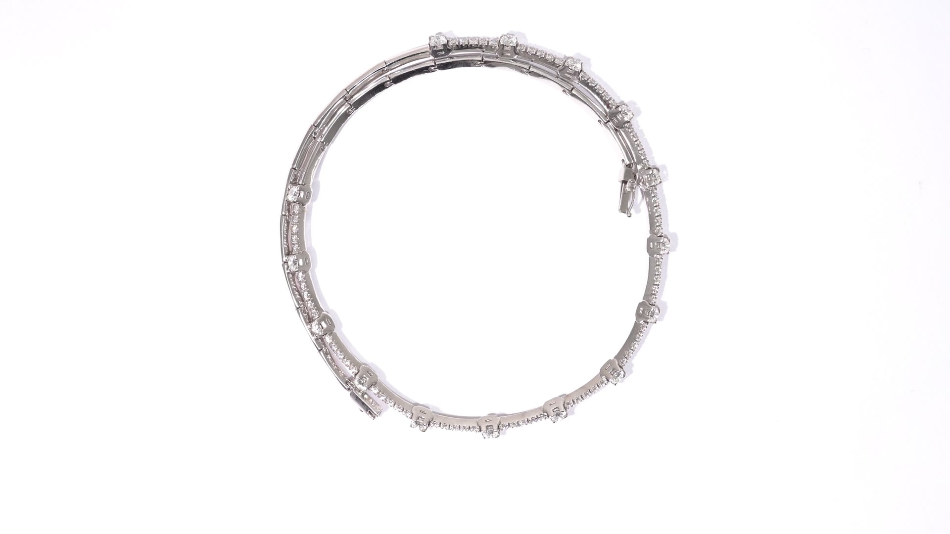 4.45cttw. Natural Diamond Link Style Collar Necklace in 18K White Gold