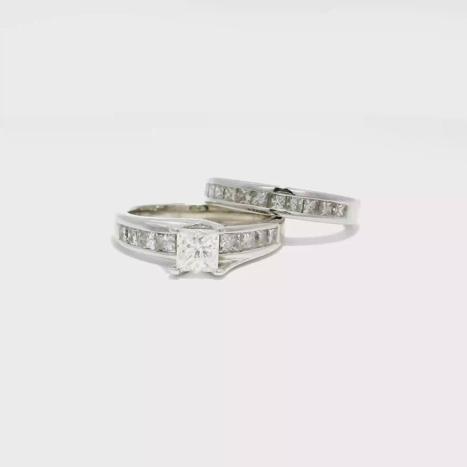 Natural Princess Cut Diamond Enagement Set in 14K White Gold with Matching Band