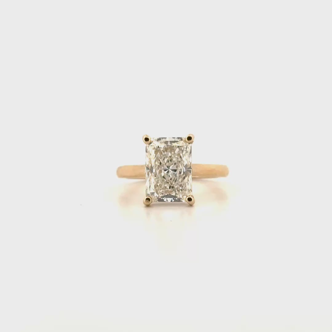 3.04ct. F VVS2 Lab Grown Elongated Radiant Diamond in 14K Yellow Gold Cathedral