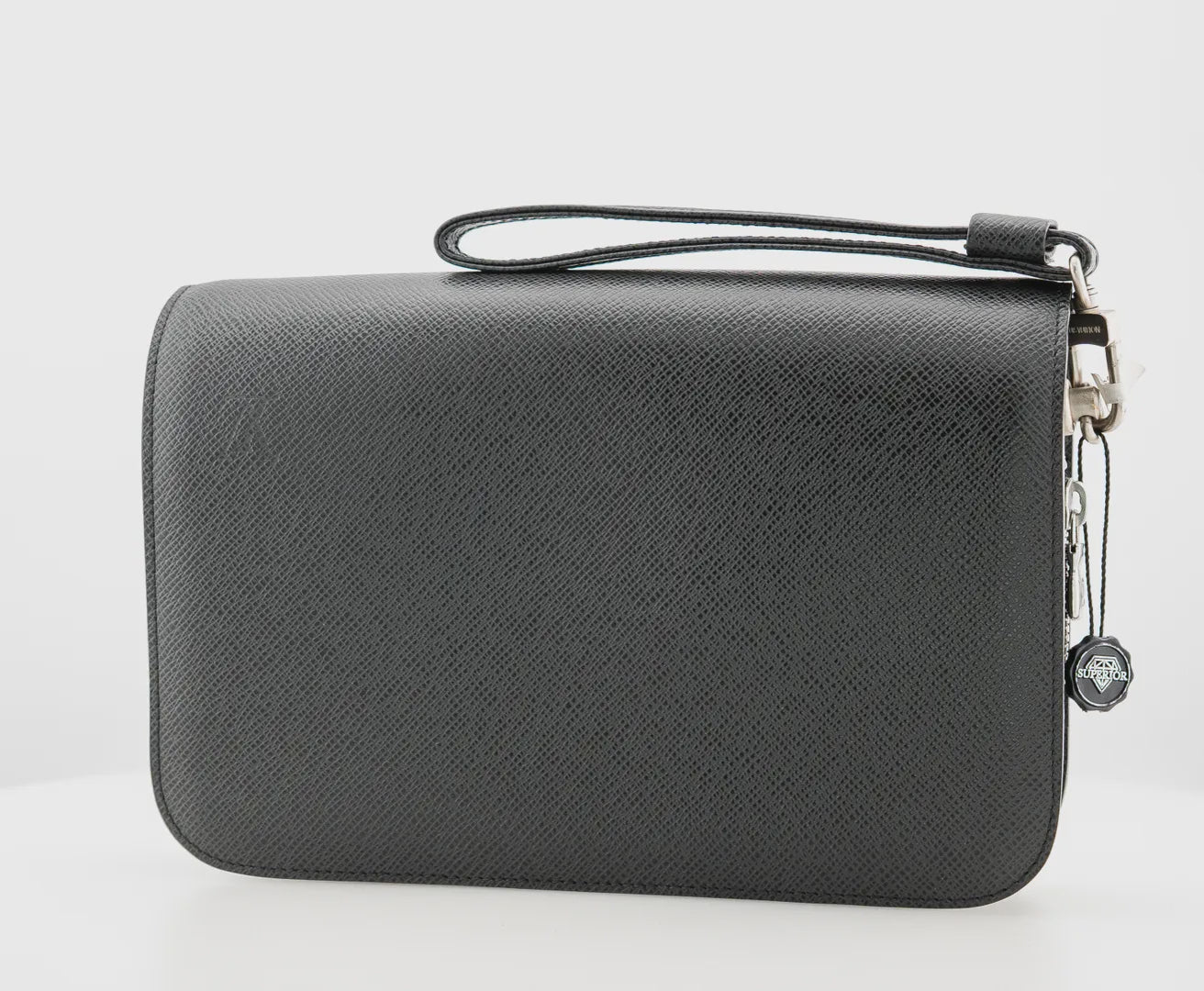 Louis Vuitton Baikal Men's Clutch