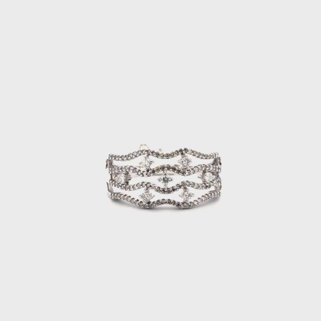 1/2cttw. Diamond ring Set in 14K White Gold