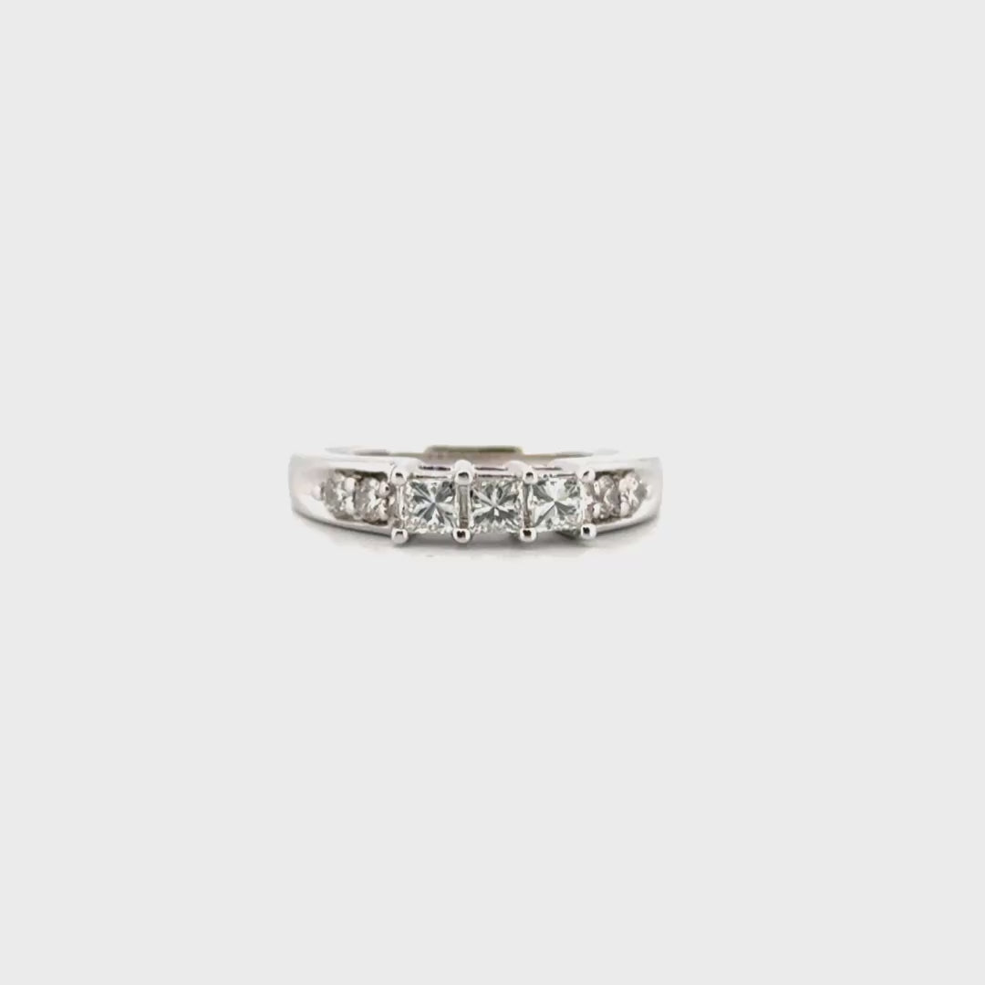 Diamond Ring Set in 14K White Gold