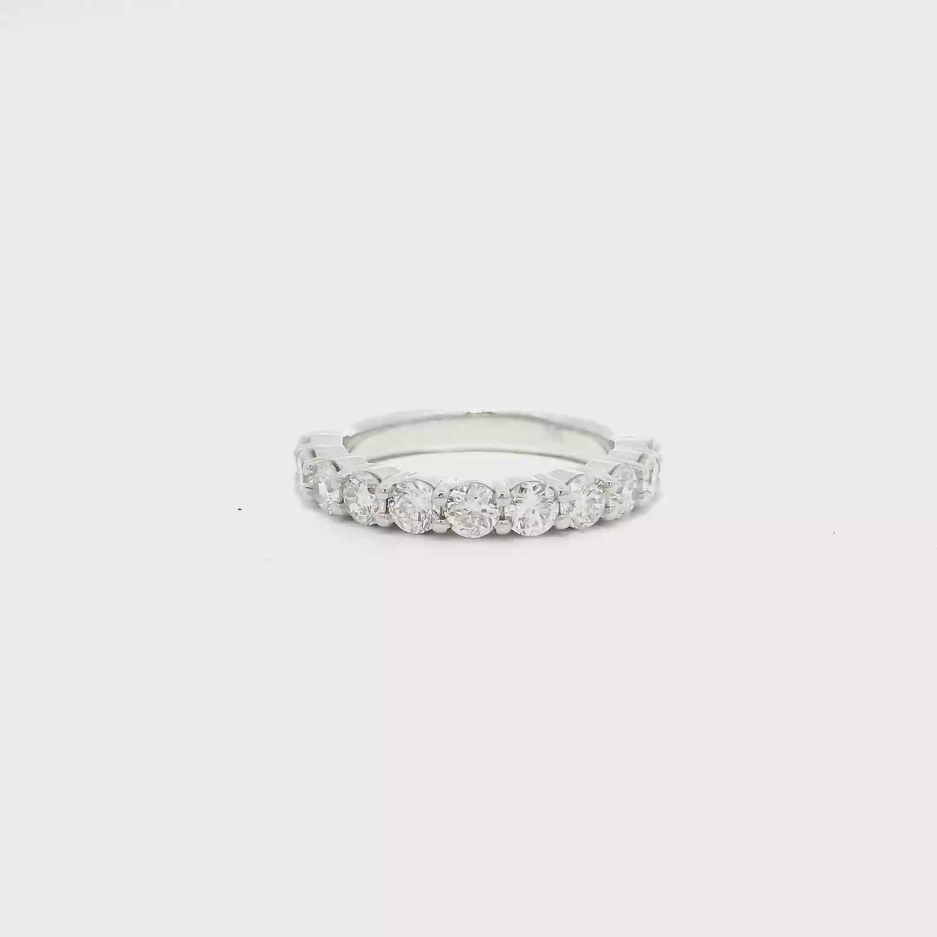 1.1cttw. Lab Grown F VS1 Round Diamond Band in 14K White Gold Size 7
