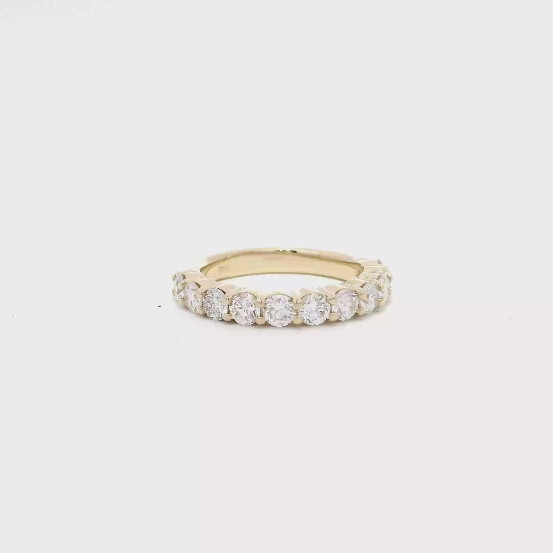 1.1cttw. Lab Grown F VS1 Round Diamond Band in 14K Yellow Gold Size 8