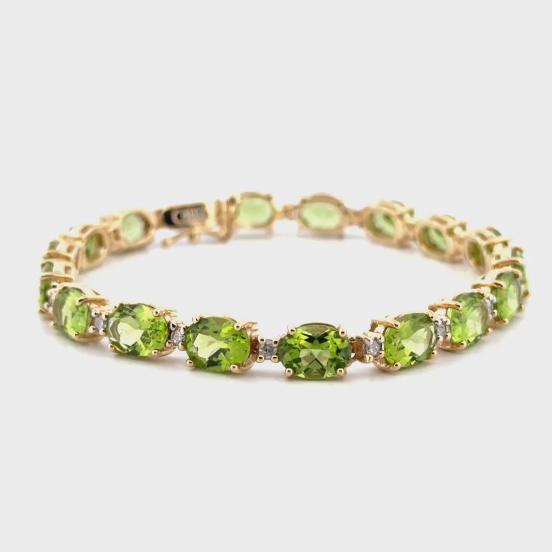 20.91cttw. Peridot Link Bracelet in 14K Yellow Gold