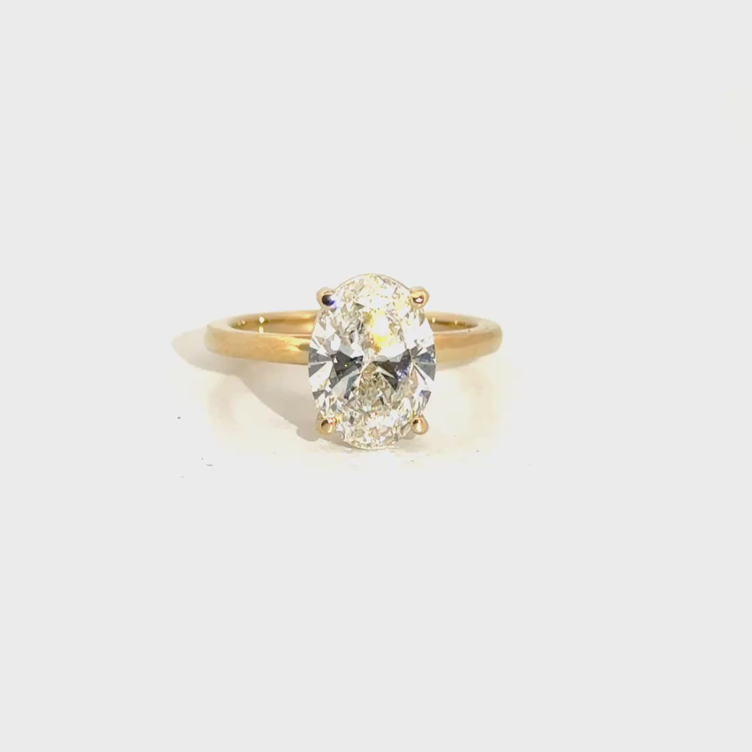 3.01ct E VS1 Lab Grown Oval Cut Diamond in 14K Yellow Gold
