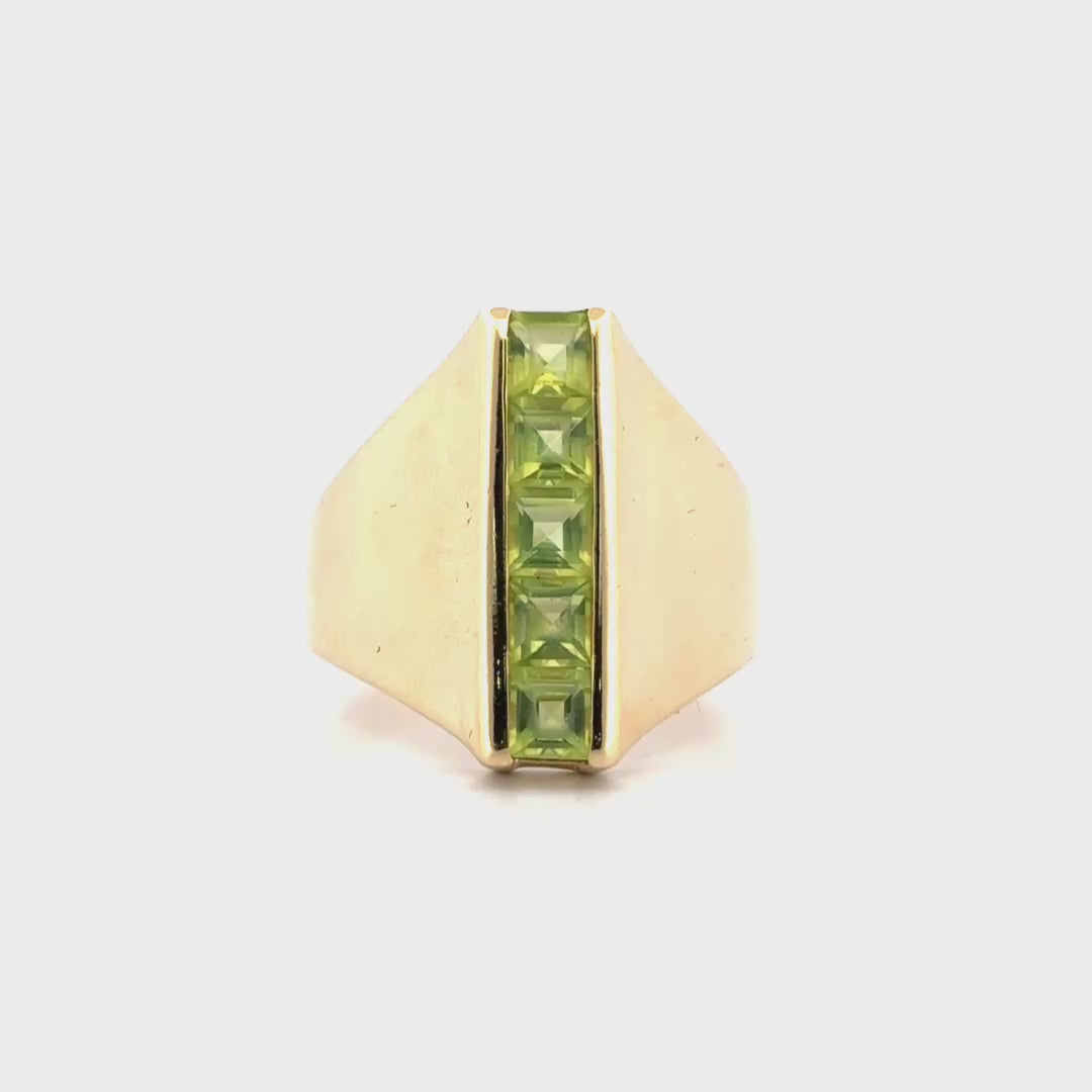 Men's Peridot Estate Ring Set in 14K Yellow Gold