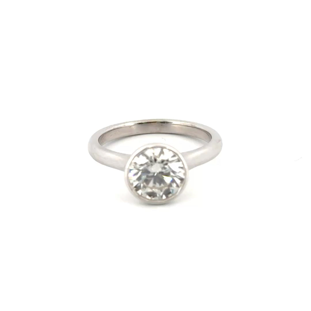 2.1ct. G VS1 Lab Grown Round Diamond Bezel Set Sz 7