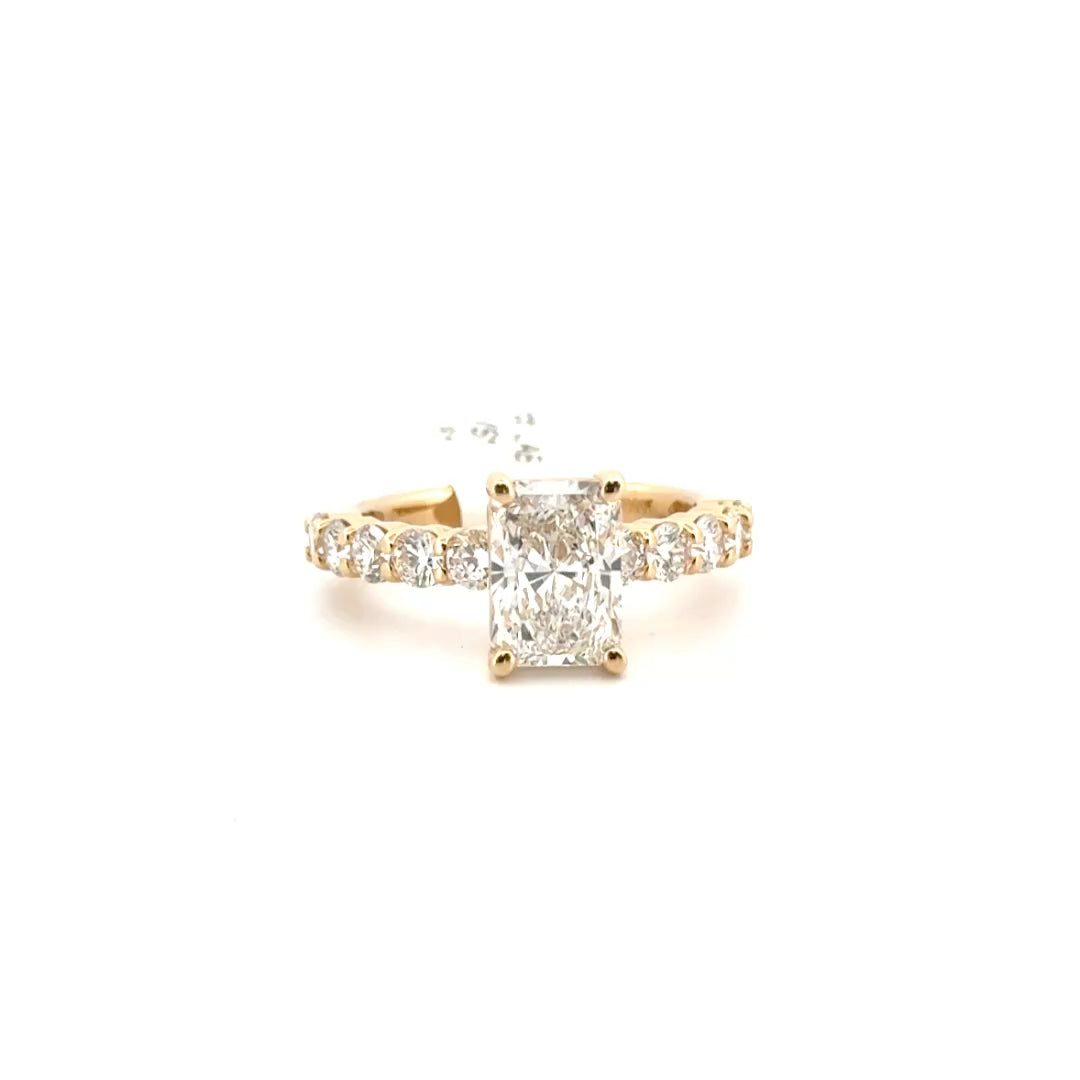 2.0ct. F VS1 Lab Grown Elongated Radiant Diamond on 10pt Diamond Band Sz 7