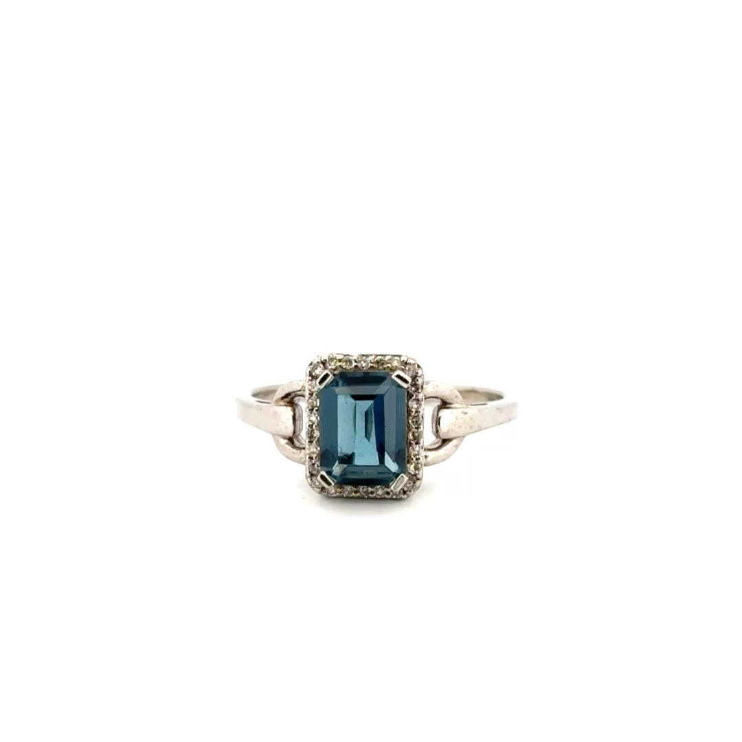 1.63ct. Blue Topaz Set in 14K White Gold