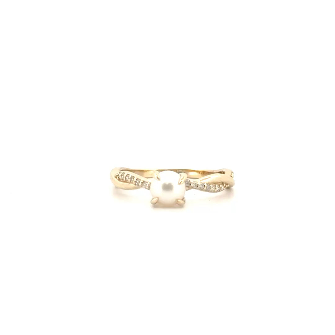 Cultured Pearl Ring Set in 14K Yellow Gold